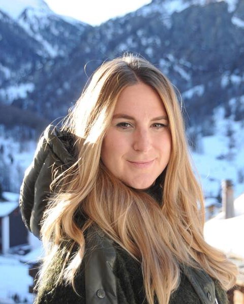 Sarah Schwarzenbach in den Walliser Bergen